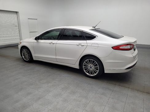 Used 2016 Ford Fusion SE w/ Equipment Group 202A image 3