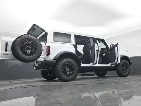 New 2026 Ford Bronco Badlands AWD/4WD image 75