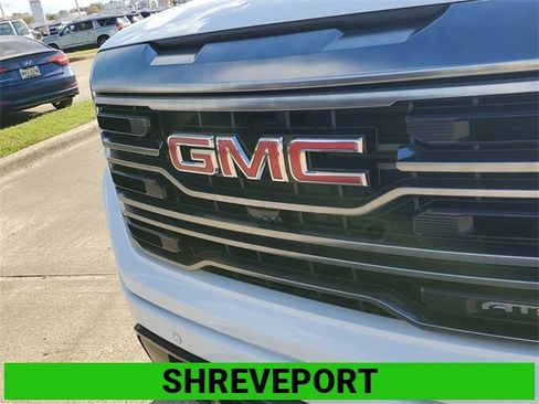 Used 2022 GMC Sierra 1500 AT4 w/ Technology Package image 31