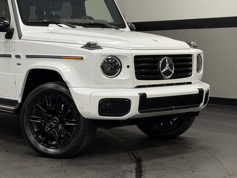 Used 2025 Mercedes-Benz G 580 w/ EQ Technology image 3