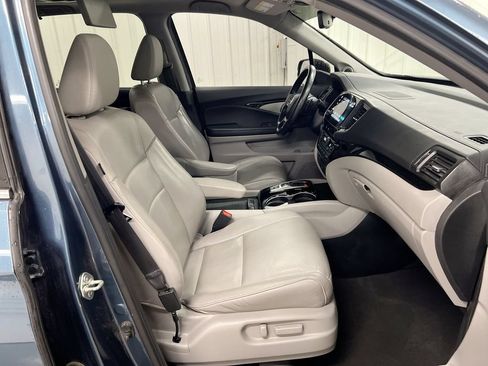 Used 2021 Honda Pilot Touring image 22
