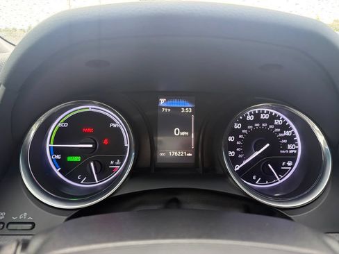 Used 2019 Toyota Camry SE FWD image 28