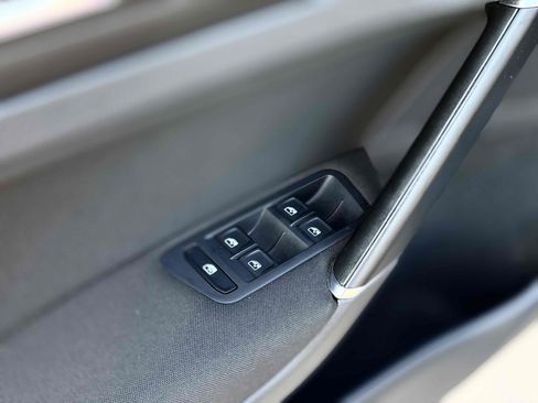 Used 2018 Volkswagen GTI S FWD image 16