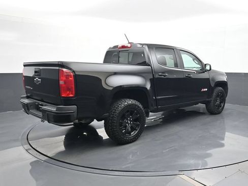 Used 2020 Chevrolet Colorado Z71 w/ Z71 Midnight Edition AWD/4WD image 21