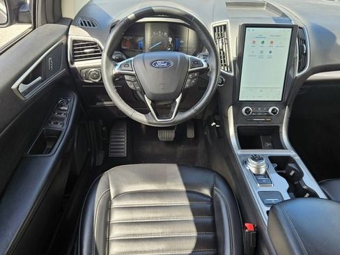 Used 2024 Ford Edge SEL AWD/4WD image 12