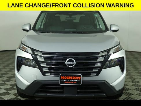 Used 2025 Nissan Rogue SV AWD/4WD image 7
