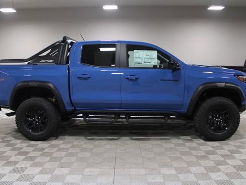New 2026 Chevrolet Colorado ZR2 w/ Midnight Edition image 12