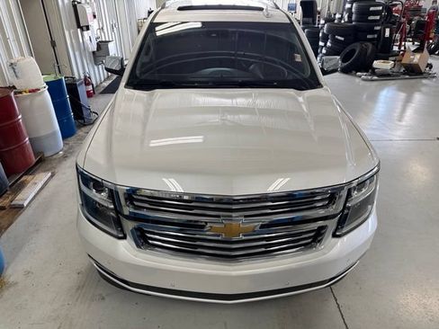 Used 2017 Chevrolet Suburban Premier AWD/4WD image 42