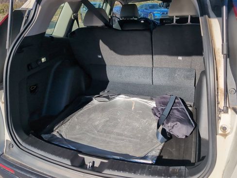 Used 2023 Honda CR-V LX image 10