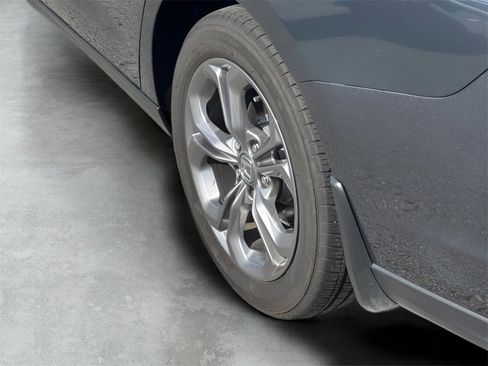 Used 2024 Honda Accord EX image 8