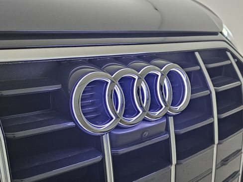 Used 2024 Audi Q5 2.0T Premium Plus w/ Premium Plus Package image 40