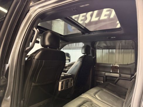 Used 2017 Ford F250 Platinum w/ Platinum Ultimate Package AWD/4WD image 6