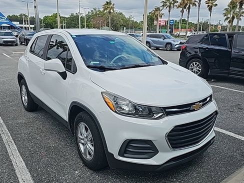 Used 2020 Chevrolet Trax LS w/ Tint and Cruise Package image 3