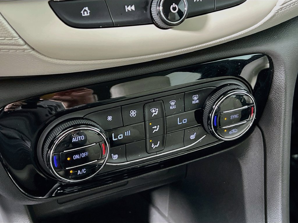 Used 2023 Buick Encore GX Select FWD image 15