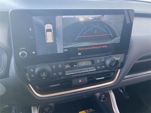 Certified 2024 Toyota Grand Highlander AWD Hybrid image 18
