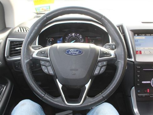 Used 2017 Ford Edge Titanium w/ Equipment Group 301A AWD/4WD image 6