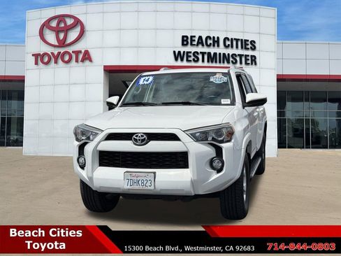 Used 2014 Toyota 4Runner SR5 RWD image 5