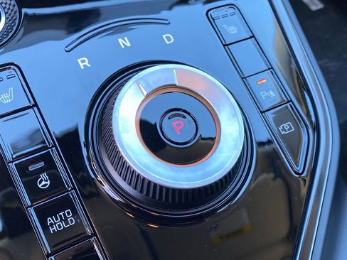 New 2025 Kia Niro Wind image 18