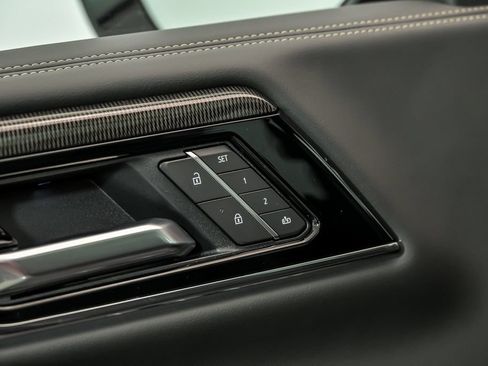 New 2026 GMC Yukon Elevation w/ Elevation Premium Package AWD/4WD image 6