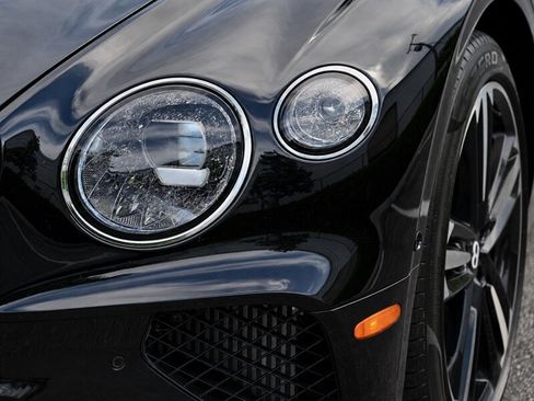 Used 2023 Bentley Continental GT V8 AWD/4WD image 8