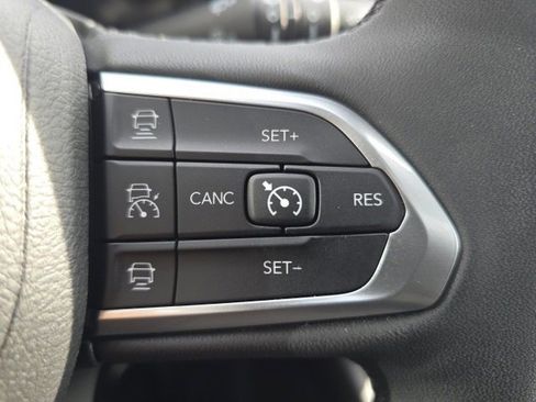 Used 2024 Jeep Compass Limited w/ High Altitude Package image 21