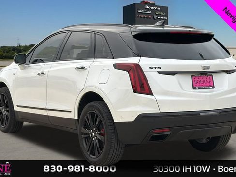 Used 2024 Cadillac XT5 Premium Luxury w/ Technology Package FWD image 5
