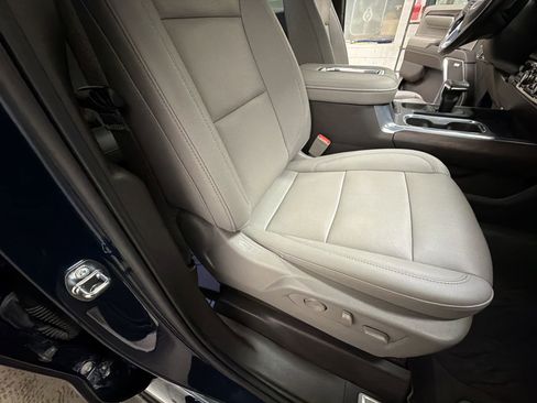 Used 2022 GMC Sierra 1500 SLT w/ SLT Premium Plus Package image 28