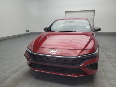 Used 2025 Hyundai Elantra Sport FWD image 15