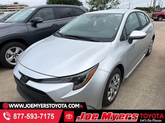 Used 2026 Toyota Corolla LE FWD video 1