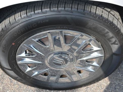 Used 2007 Mercury Grand Marquis GS RWD image 9