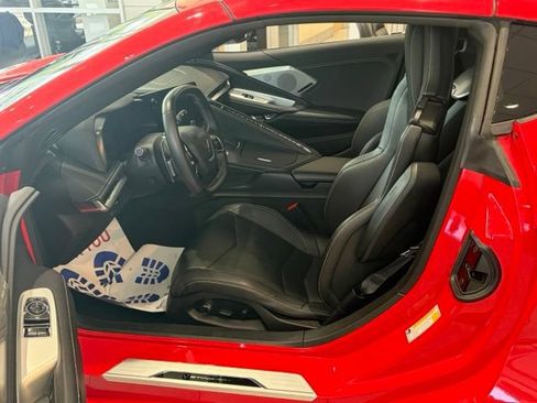 Used 2021 Chevrolet Corvette Stingray Preferred Cpe w/ Battery Protection Package RWD image 18