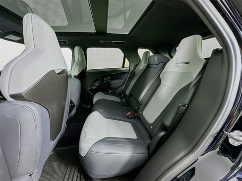 Used 2025 Land Rover Range Rover Sport SV Edition Two image 25