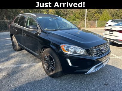 Used 2017 Volvo XC60 T5 Dynamic w/ Advanced Package
