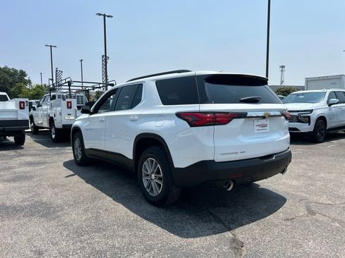 Used 2023 Chevrolet Traverse LT w/ LPO, Cargo Package AWD/4WD image 5