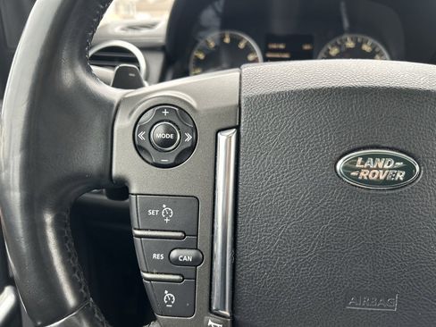 Used 2015 Land Rover LR4 HSE image 18