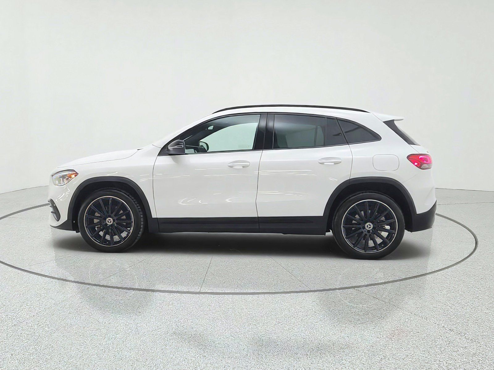 Used 2022 Mercedes-Benz GLA 250 image 8
