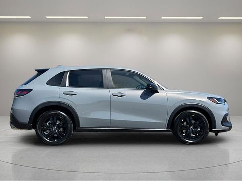 New 2027 Honda HR-V Sport image 6