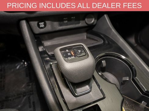 Used 2024 Nissan Rogue S AWD/4WD image 14