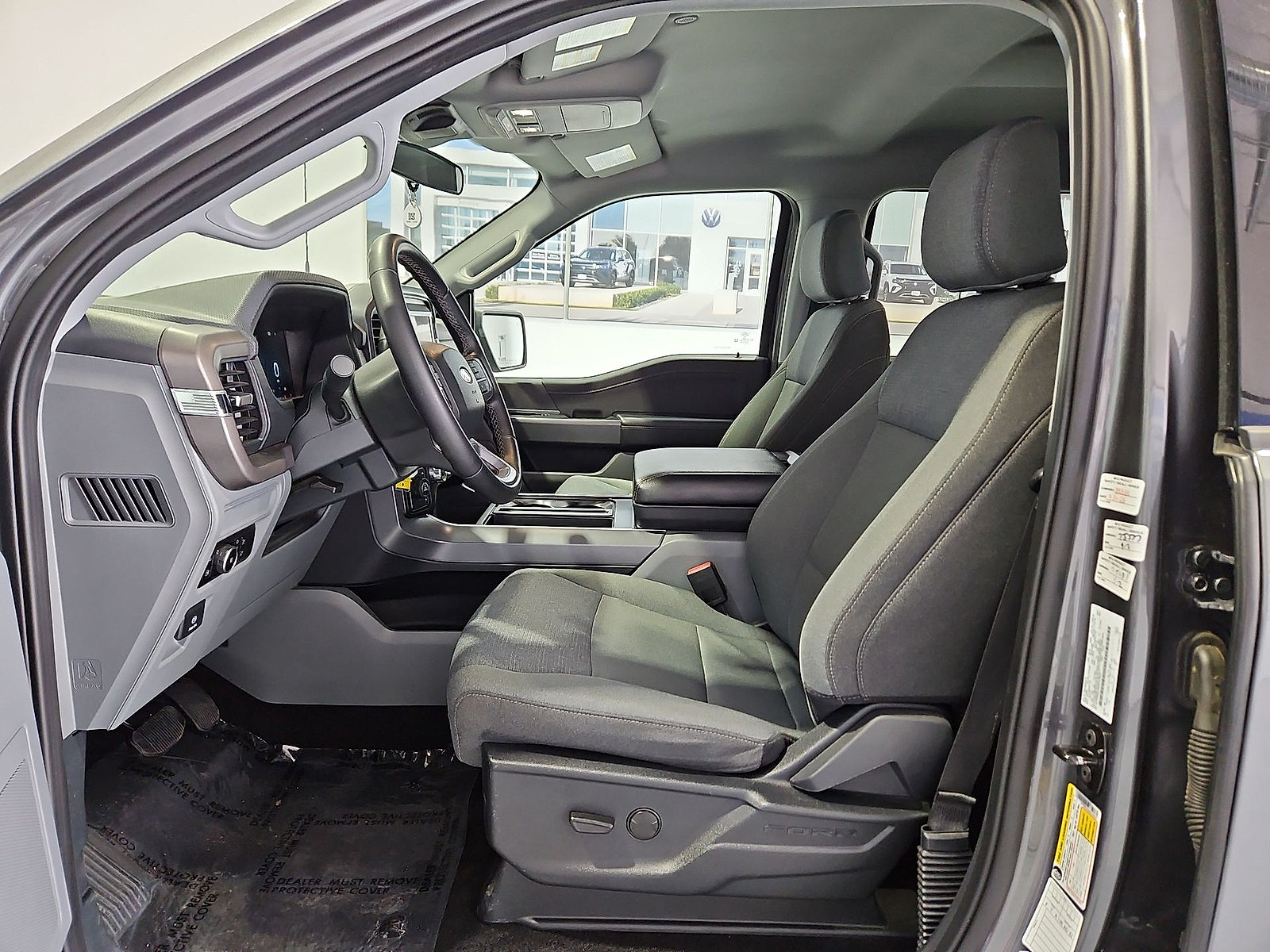 Used 2025 Ford F150 XLT w/ Equipment Group 301A Standard AWD/4WD image 16