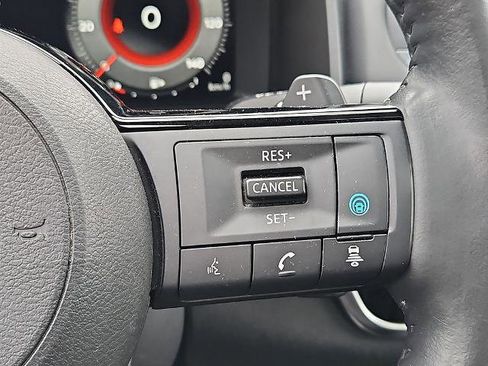 Certified 2023 Nissan Rogue Platinum w/ Platinum Premium Package AWD/4WD image 25