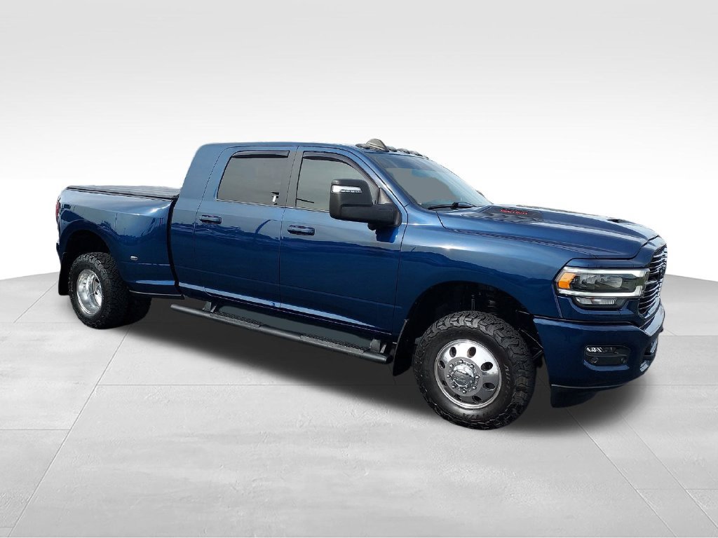 Used 2024 RAM 3500 Laramie w/ Night Edition AWD/4WD image 7