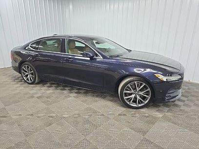 Used 2019 Volvo S90 T6 Momentum