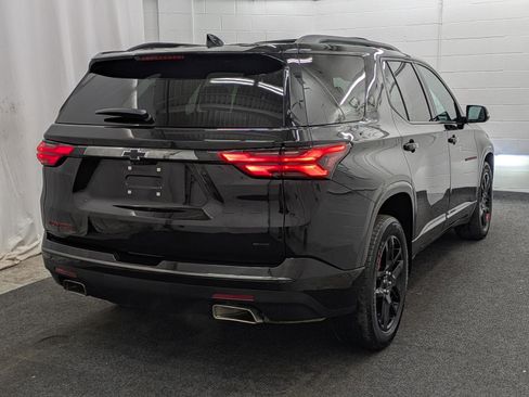 Used 2023 Chevrolet Traverse Premier w/ Redline Edition image 2