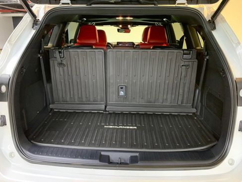 Used 2023 Toyota Highlander XSE AWD/4WD image 53