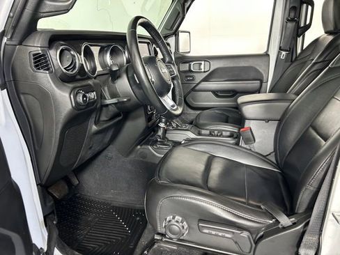 Used 2021 Jeep Wrangler Unlimited Sahara AWD/4WD image 23