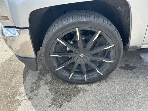 Used 2016 Chevrolet Silverado 1500 LT w/ Texas Edition image 3