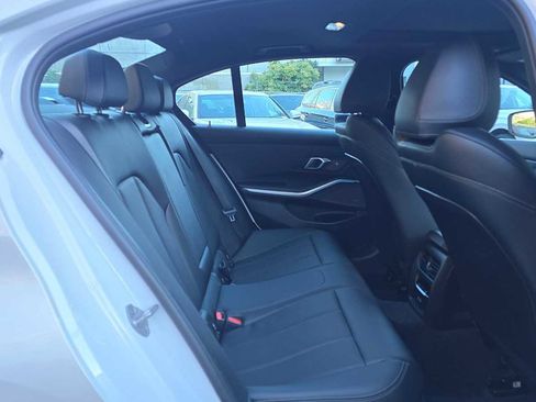 Used 2025 BMW 330i xDrive Sedan w/ M Sport Package image 12