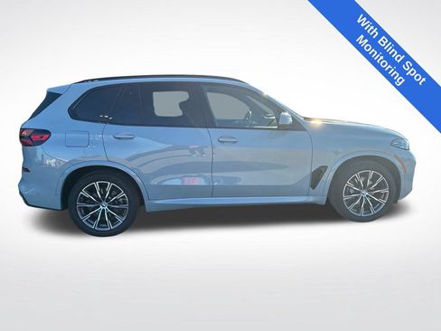 Used 2025 BMW X5 xDrive40i AWD/4WD image 2