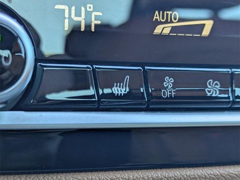 Used 2018 BMW 530i image 22