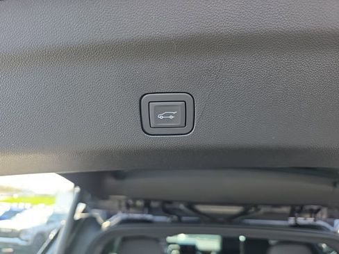 New 2026 GMC Yukon Denali AWD/4WD image 7